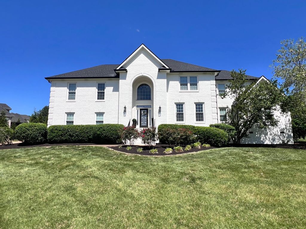 4408 Savage Pointe Dr, Franklin, TN 37064