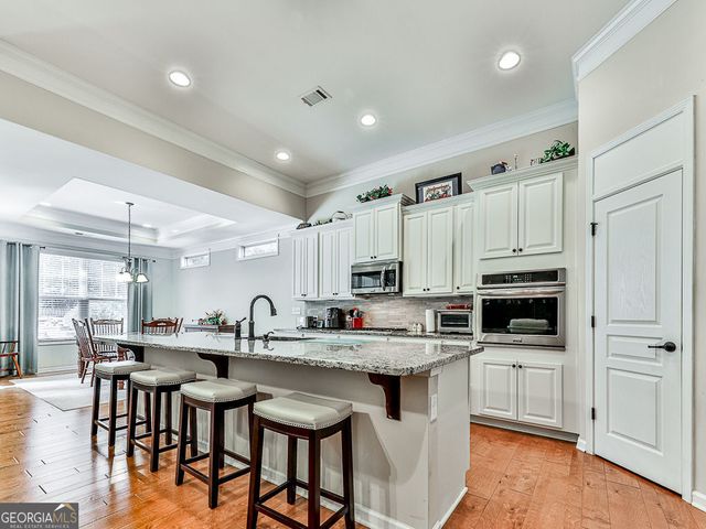 310 Laurel Lookout Hills, Canton, GA 30114