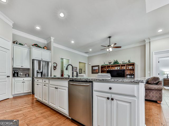 310 Laurel Lookout Hills, Canton, GA 30114