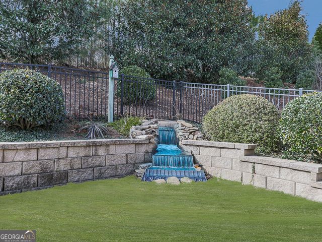 310 Laurel Lookout Hills, Canton, GA 30114