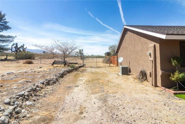 12186 Desert Ranch, Phelan, CA 92371