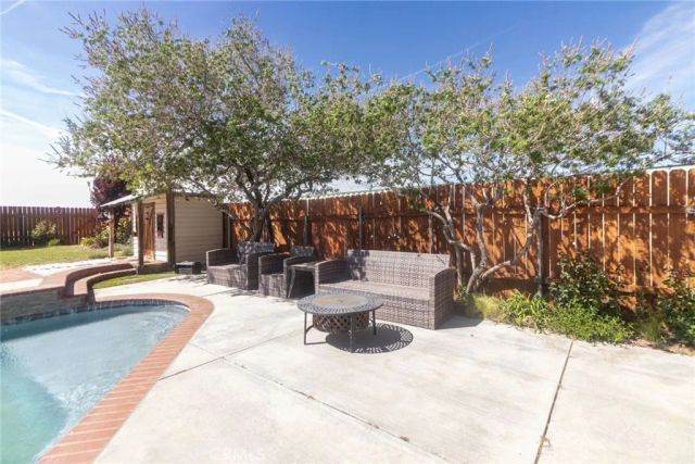 12186 Desert Ranch, Phelan, CA 92371