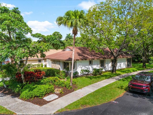 2495 Dawn Tree Terrace, Coconut Creek, FL 33063