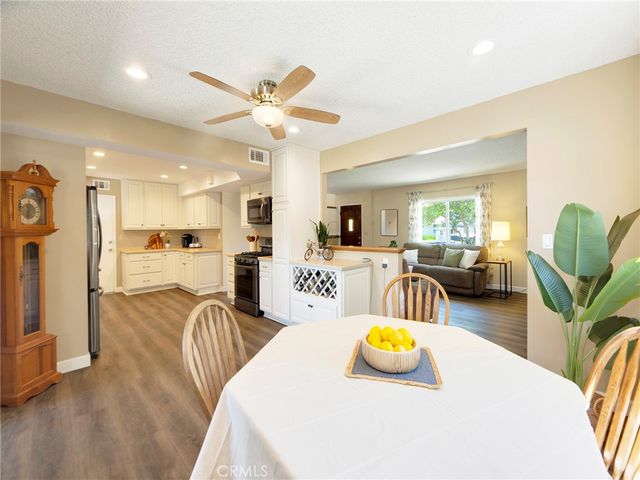 27727 Stardale, Saugus, CA 91350