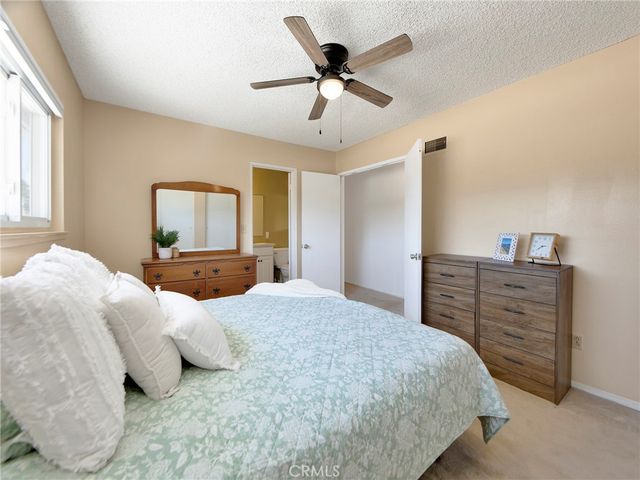 27727 Stardale, Saugus, CA 91350