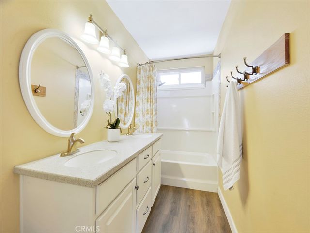 27727 Stardale, Saugus, CA 91350