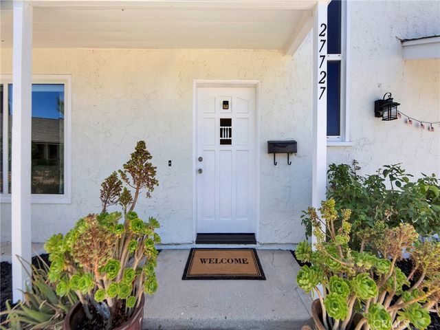 27727 Stardale, Saugus, CA 91350
