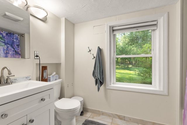 7 Marie Ave, Sharon, MA 02067