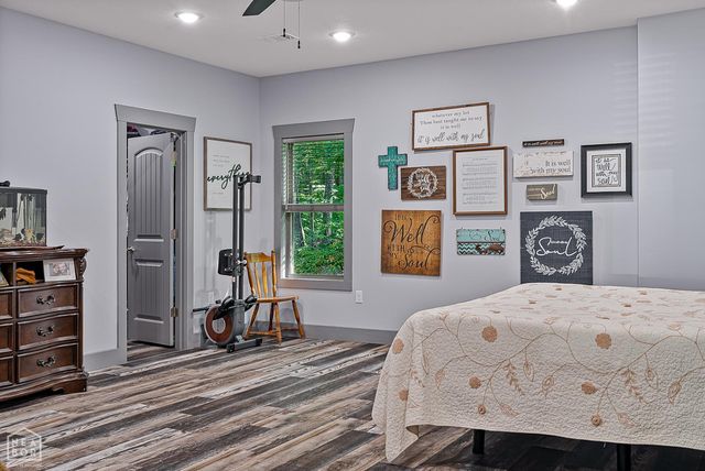 8203 Oak Creek Lane, Harrisburg, AR 72432