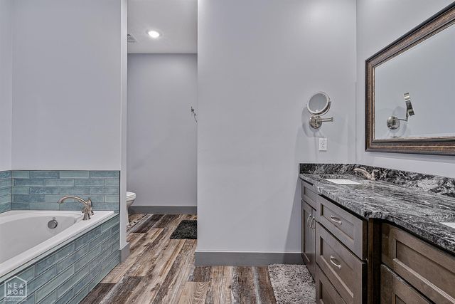 8203 Oak Creek Lane, Harrisburg, AR 72432