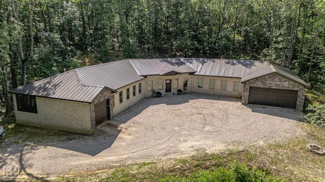 8203 Oak Creek Lane, Harrisburg, AR 72432
