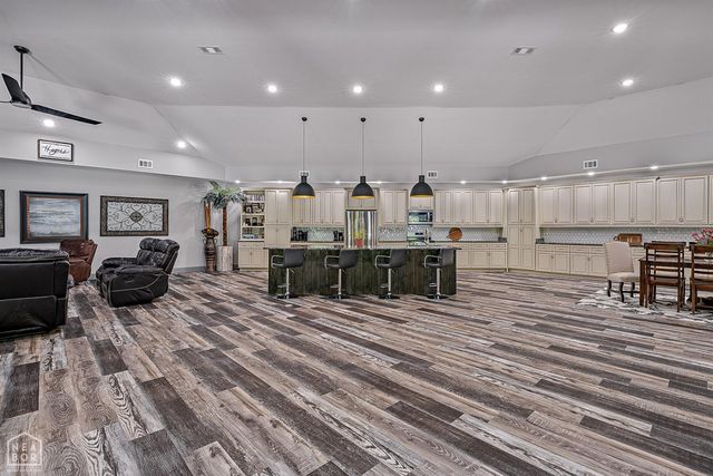 8203 Oak Creek Lane, Harrisburg, AR 72432