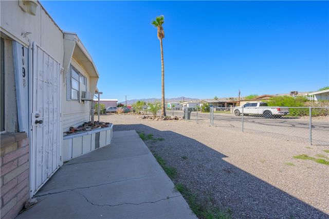1798 Rio Grande Way, Bullhead City, AZ 86442