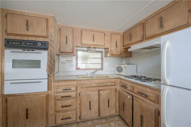 1798 Rio Grande Way, Bullhead City, AZ 86442