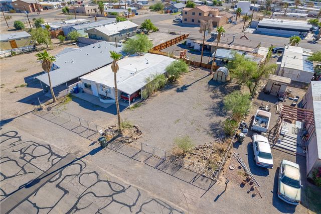 1798 Rio Grande Way, Bullhead City, AZ 86442