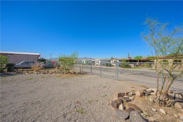 1798 Rio Grande Way, Bullhead City, AZ 86442