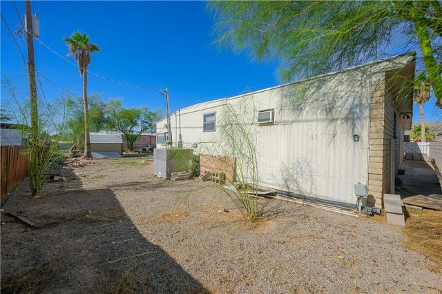 1798 Rio Grande Way, Bullhead City, AZ 86442