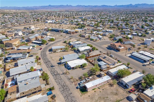 1798 Rio Grande Way, Bullhead City, AZ 86442