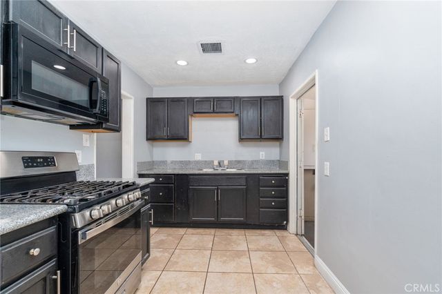 1572 Belle, San Bernardino, CA 92404