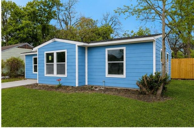 5317 Tarawa Road, Houston, TX 77033