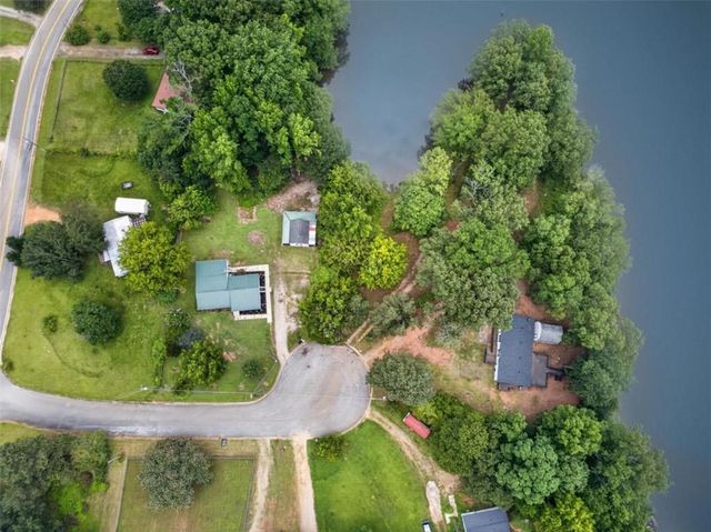 18 Wildflower Cove, Carrollton, GA 30116