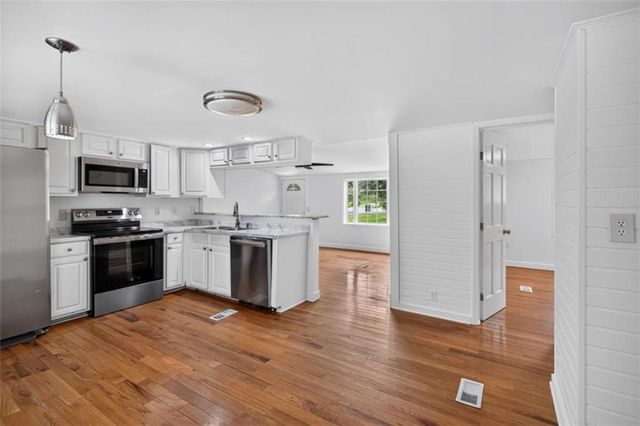 18 Wildflower Cove, Carrollton, GA 30116