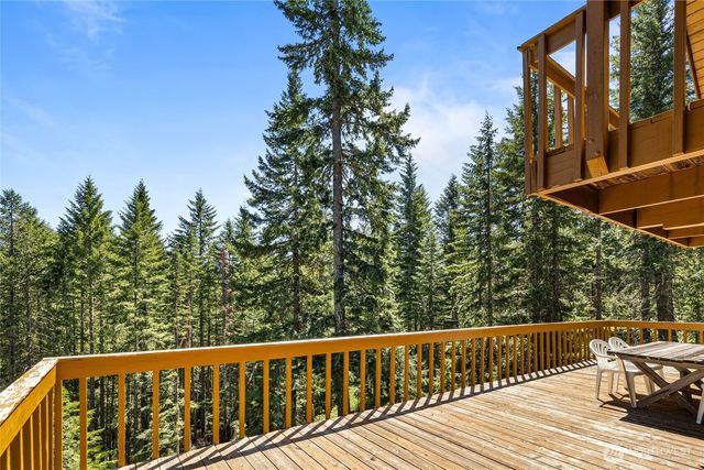 1161 Via Kachess Road, Easton, WA 98925