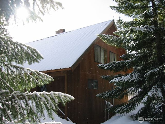 1161 Via Kachess Road, Easton, WA 98925