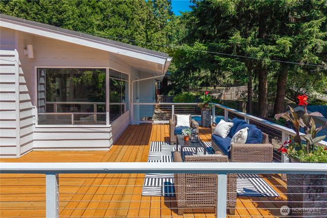 6620 NE 129th St, Kirkland, WA 98034