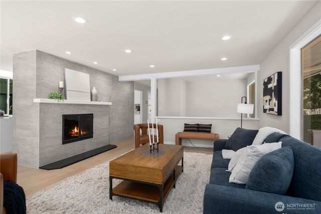 6620 NE 129th St, Kirkland, WA 98034