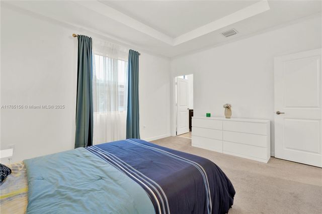 11880 SW 245th Ter ., Homestead, FL 33032