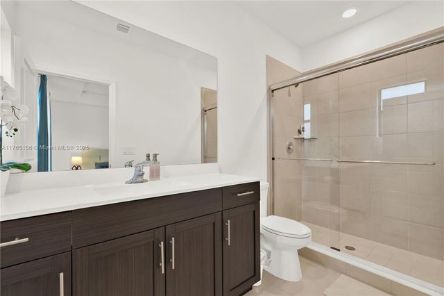 11880 SW 245th Ter ., Homestead, FL 33032