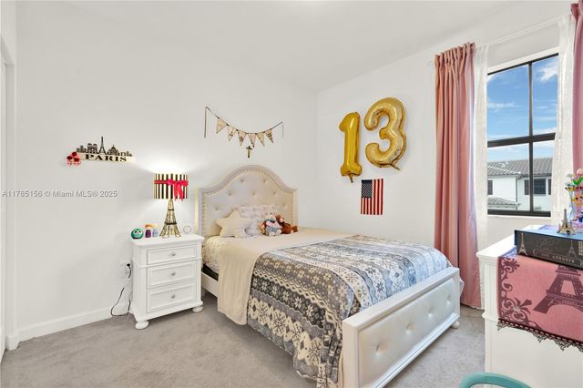 11880 SW 245th Ter ., Homestead, FL 33032