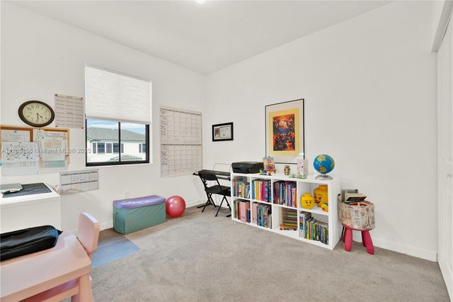 11880 SW 245th Ter ., Homestead, FL 33032