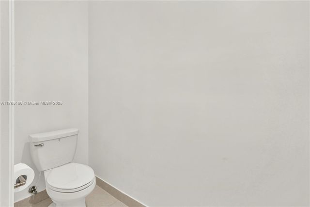 11880 SW 245th Ter ., Homestead, FL 33032