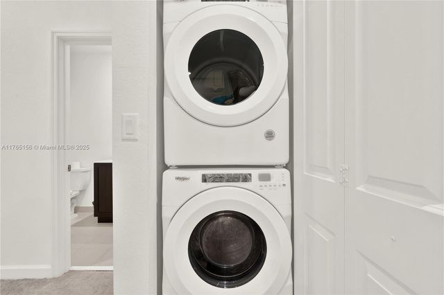 11880 SW 245th Ter ., Homestead, FL 33032