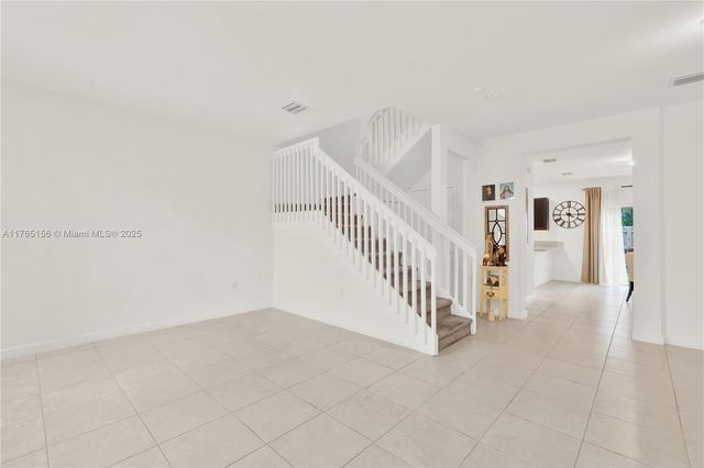 11880 SW 245th Ter ., Homestead, FL 33032