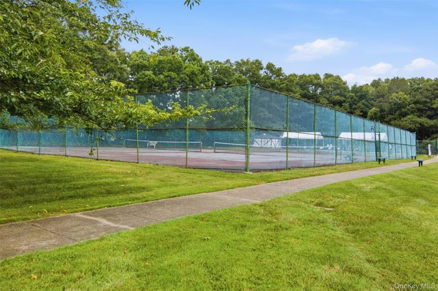 58 Bailey Court 58, Middle Island, NY 11953