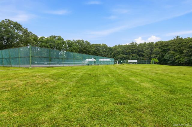 58 Bailey Court 58, Middle Island, NY 11953