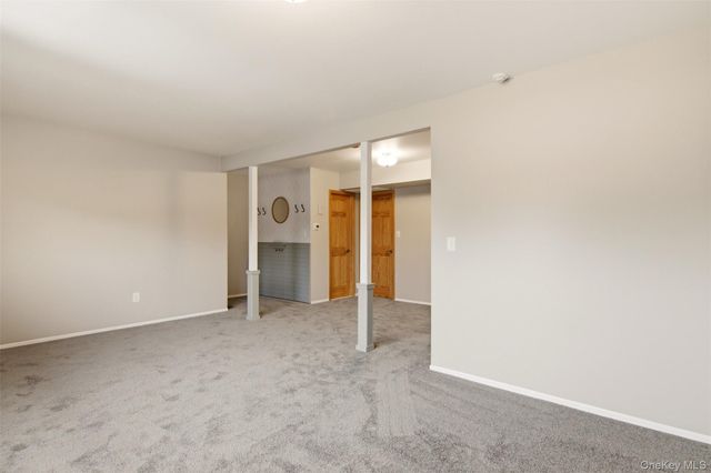 58 Bailey Court 58, Middle Island, NY 11953