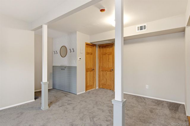 58 Bailey Court 58, Middle Island, NY 11953