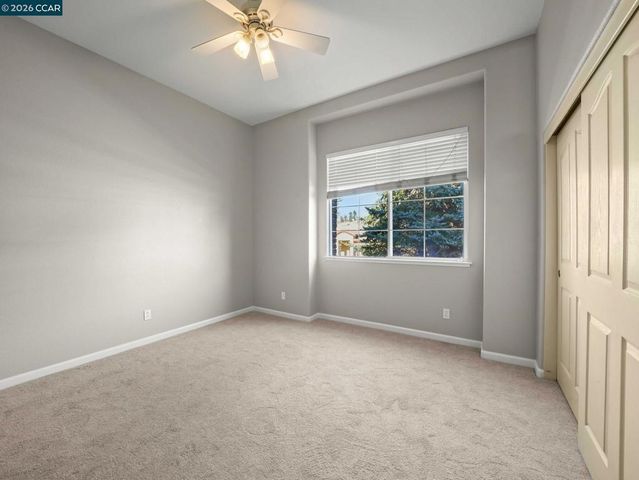 9006 Elk Dr, Clayton, CA 94517