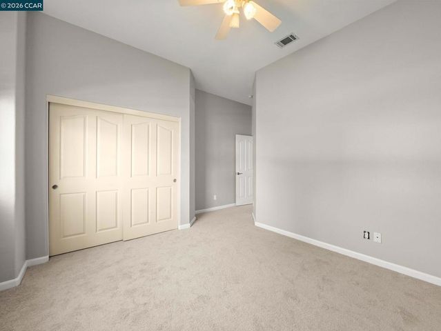 9006 Elk Dr, Clayton, CA 94517