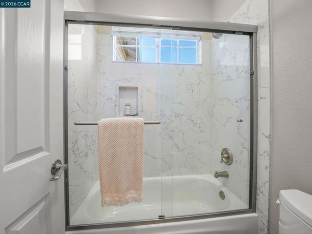 9006 Elk Dr, Clayton, CA 94517