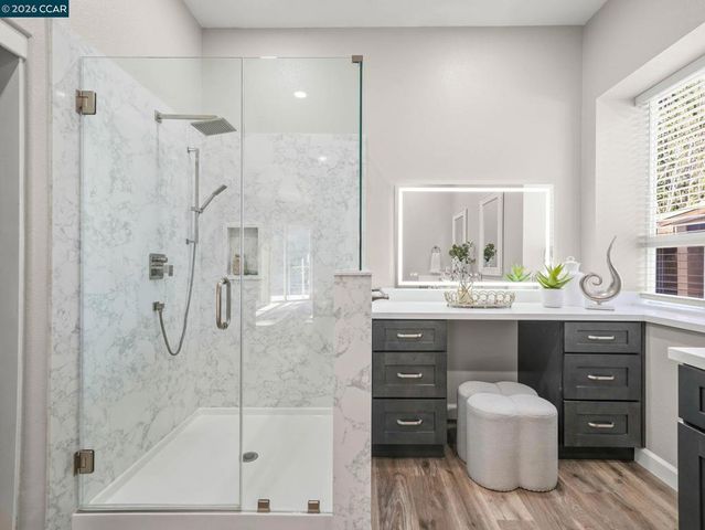 9006 Elk Dr, Clayton, CA 94517