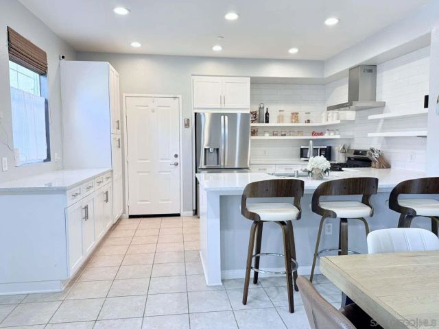 3014 N Oxnard Blvd, Oxnard, CA 93036