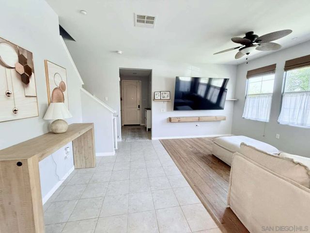 3014 N Oxnard Blvd, Oxnard, CA 93036