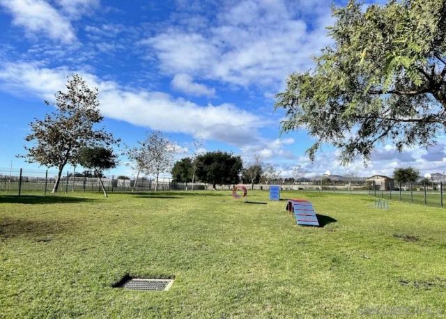 3014 N Oxnard Blvd, Oxnard, CA 93036