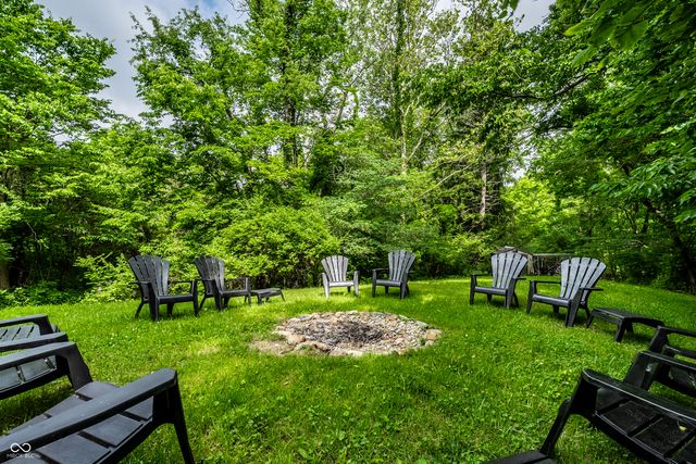 8295 Red Bud Lane, Indianapolis, IN 46256