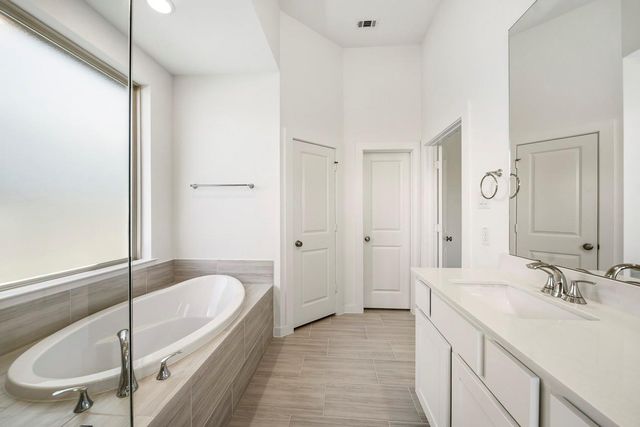 5034 Henry Merritt Street, Rosenberg, TX 77471